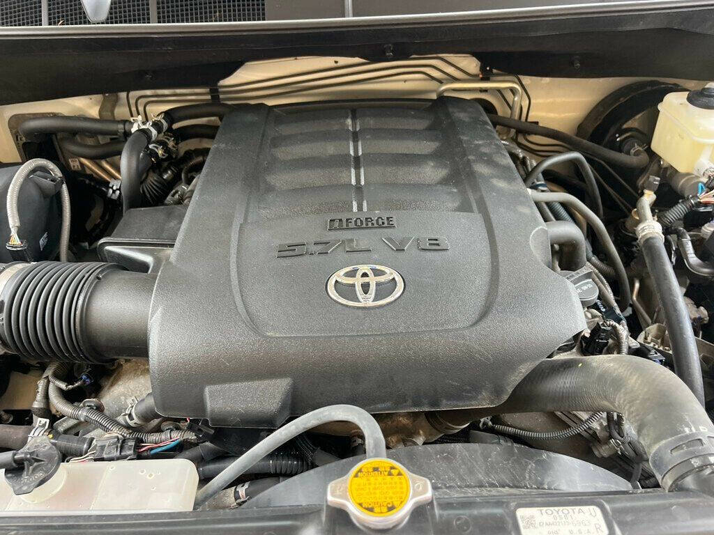 2013 Toyota Sequoia 54
