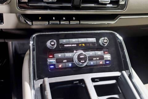 2022 Lincoln Navigator L Reserve