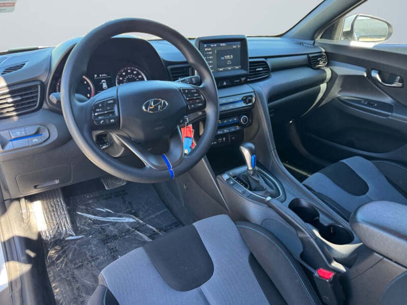 2019 Hyundai Veloster