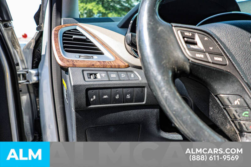 2017 Hyundai Santa Fe Limited Ultimate