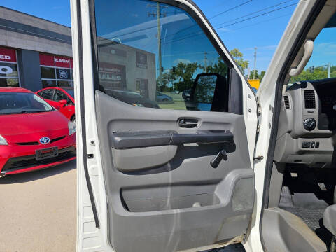 2012 Nissan NV 2500 HD S