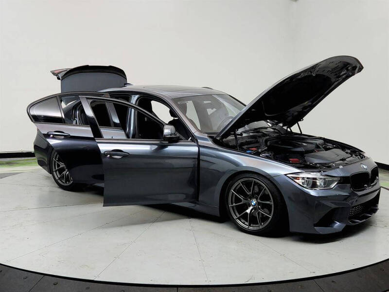 2018 BMW 3 Series 330i