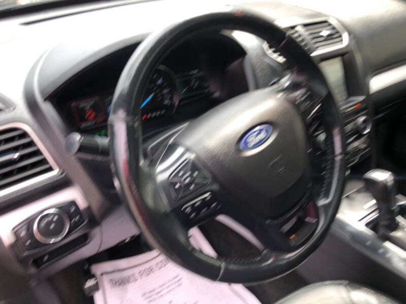 2017 Ford Explorer XLT