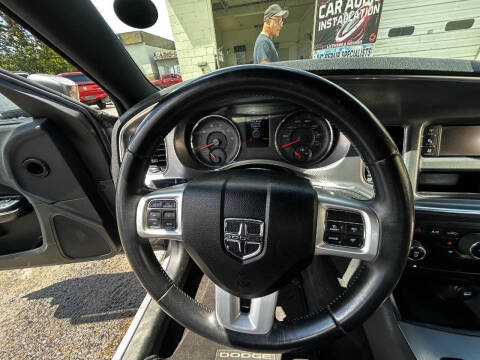 2012 Dodge Charger SE