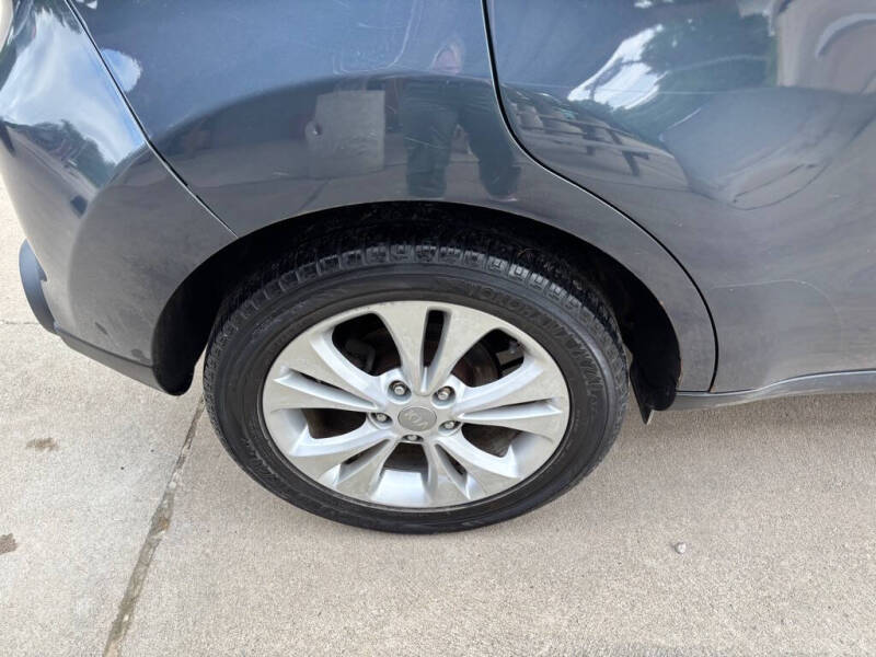 2014 Kia Soul +