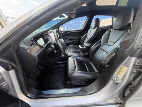 2017 Tesla Model S 75D