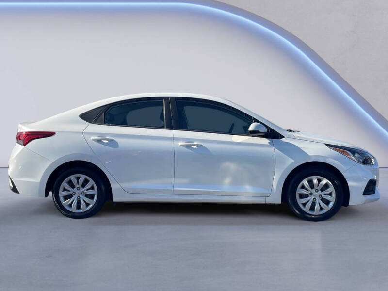 2021 Hyundai Accent SE
