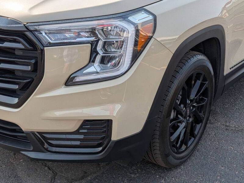 2023 GMC Terrain SLE