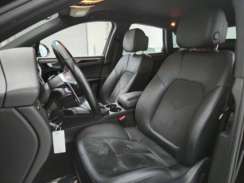 2016 Porsche Macan S