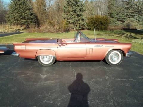 1957 Ford Thunderbird