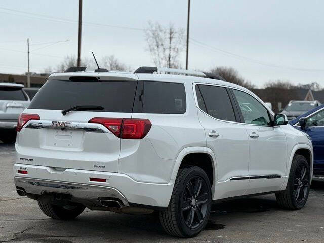 2017 GMC Acadia Denali