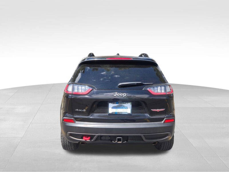 2022 Jeep Cherokee Trailhawk