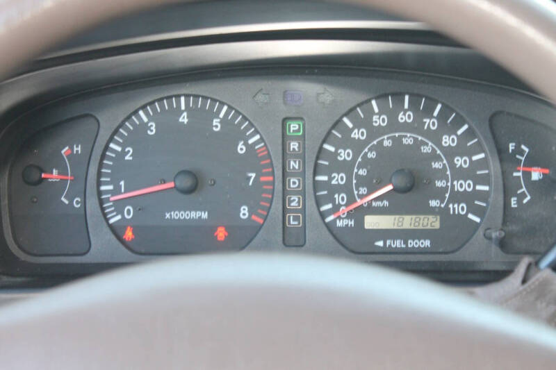 1998 Toyota Sienna LE