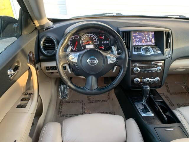 2012 Nissan Maxima