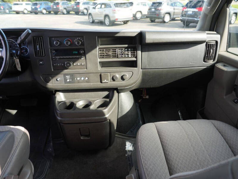 2017 Chevrolet Express LS 2500