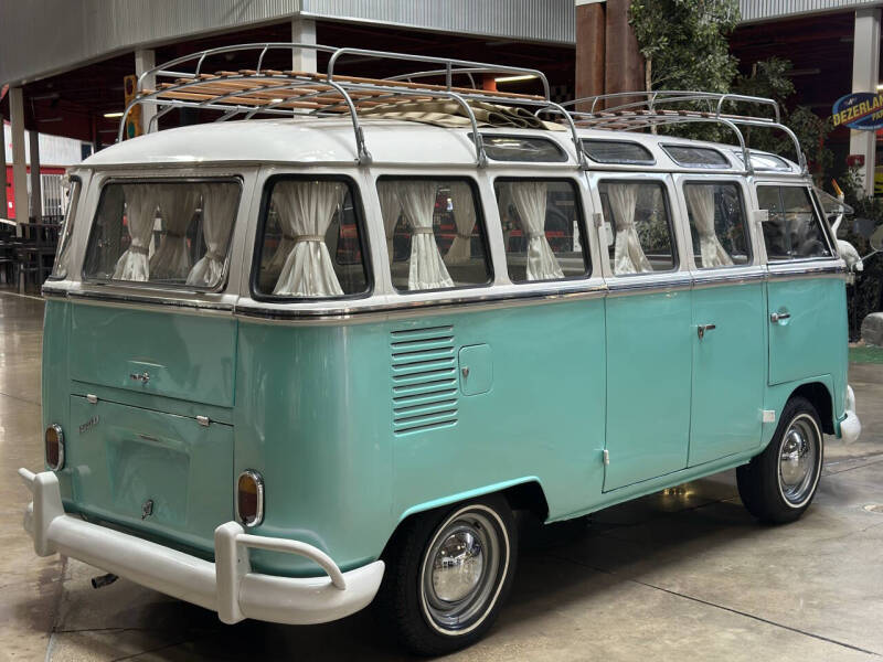 1972 Volkswagen Bus