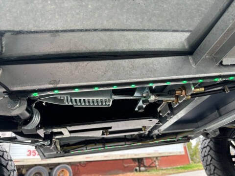 2024 Royal NVS 72V PL4