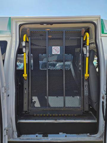 2012 Ford E-Series E-350 SD