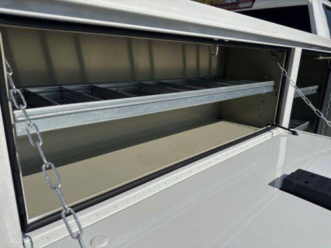 2025 GMC Sierra 2500HD Pro