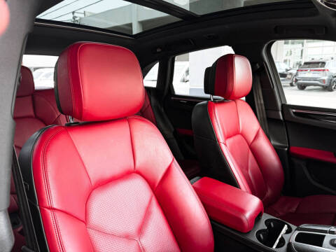 2020 Porsche Macan
