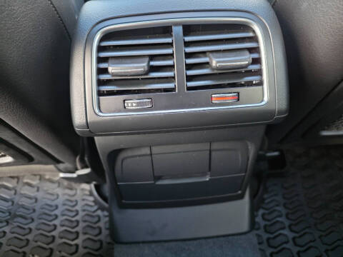 2015 Audi Q5 2.0T quattro Premium Plus