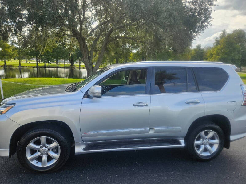 2018 Lexus GX Base photo 23