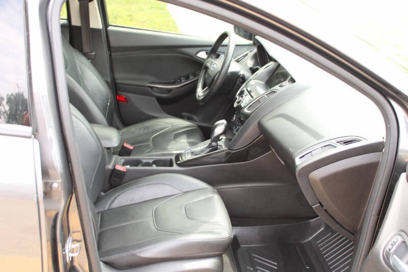 2018 Ford Focus Titanium