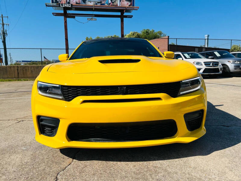 2017 Dodge Charger R/T photo 2