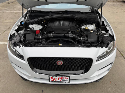 2017 Jaguar F-PACE 35t Prestige