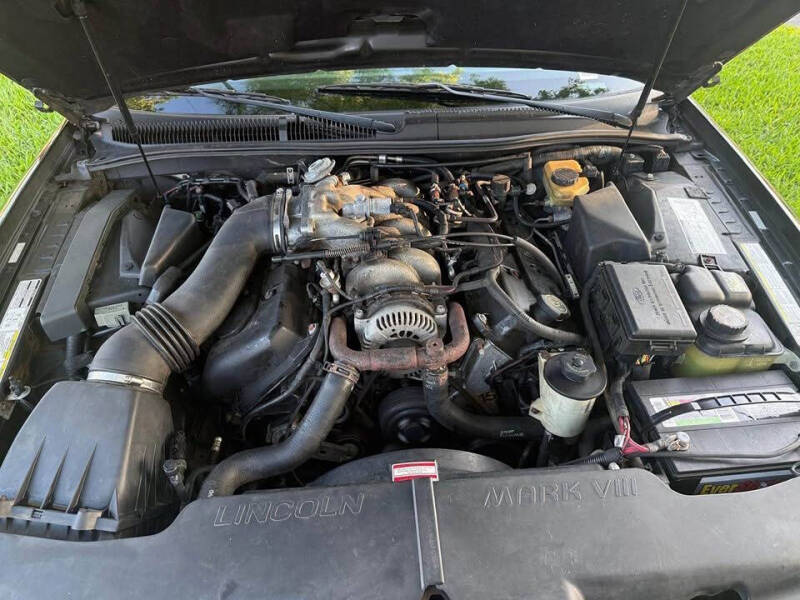 1998 Lincoln Mark VIII