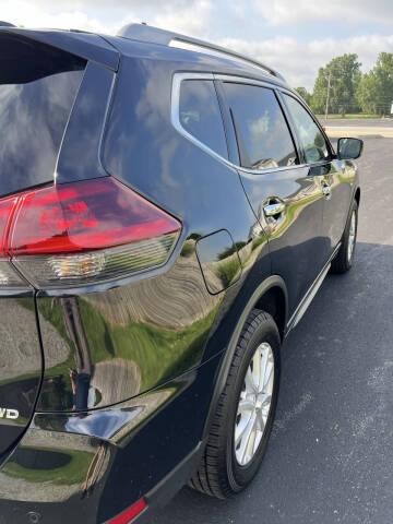 2020 Nissan Rogue SV
