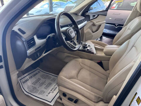 2017 Audi Q7 2.0T quattro Premium Plus