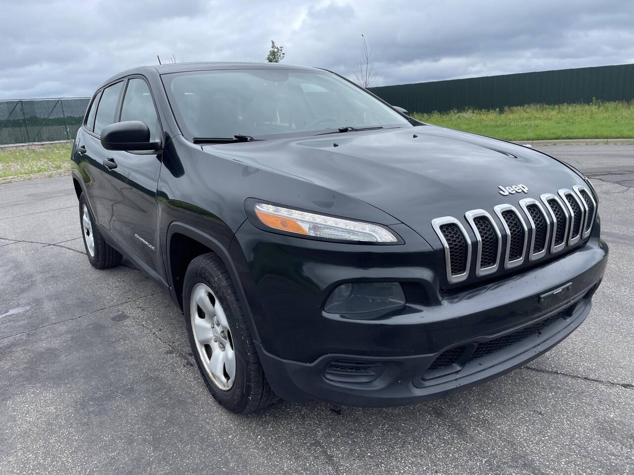 2014 Jeep Cherokee for sale at Twin Cities Auctions in Elk River, MN