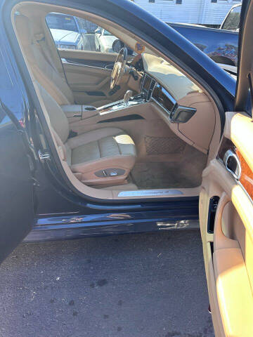 2011 Porsche Panamera