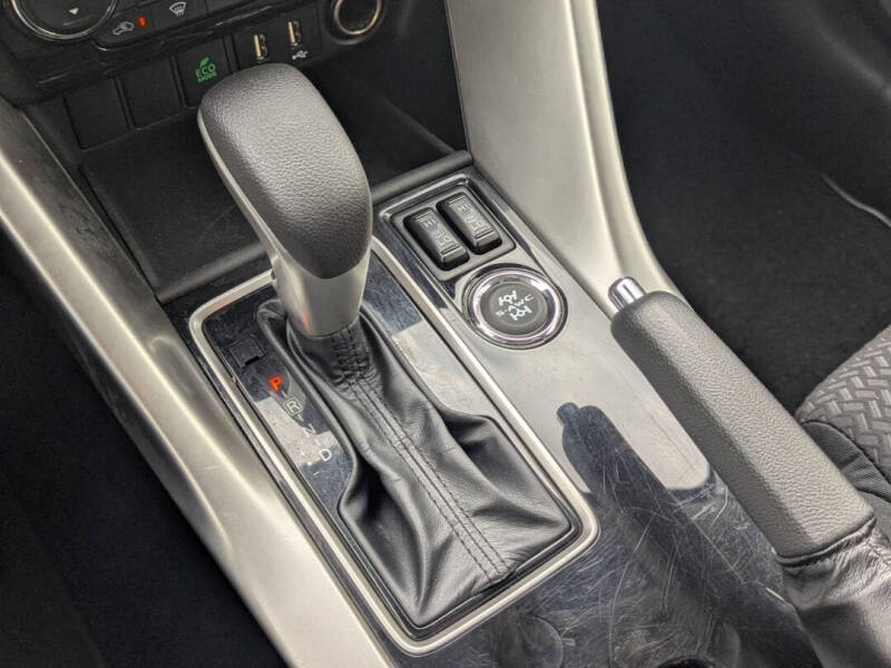 2024 Mitsubishi Eclipse Cross