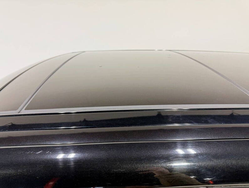 2020 Land Rover Range Rover Sport SVR