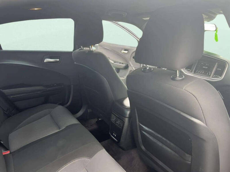 2018 Dodge Charger SXT