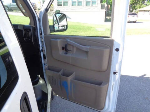 2016 Chevrolet Express 2500