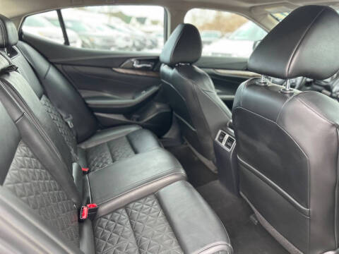 2017 Nissan Maxima Platinum