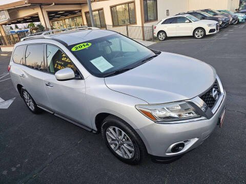 2014 Nissan Pathfinder SV
