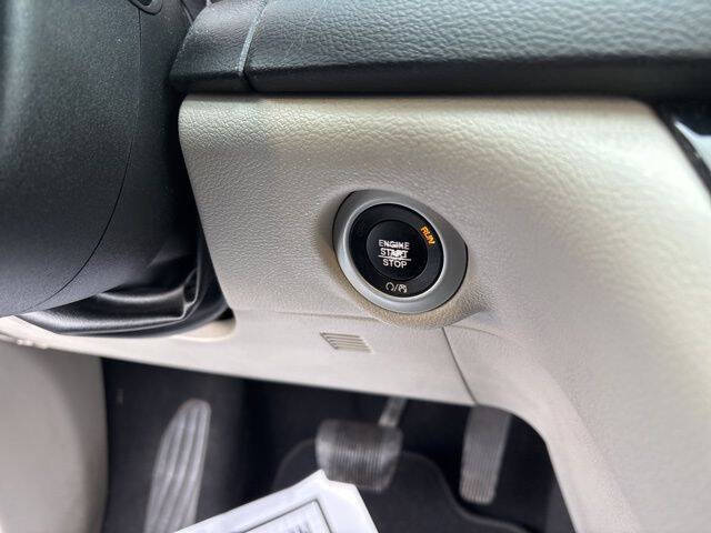 2020 Chrysler Voyager LXi