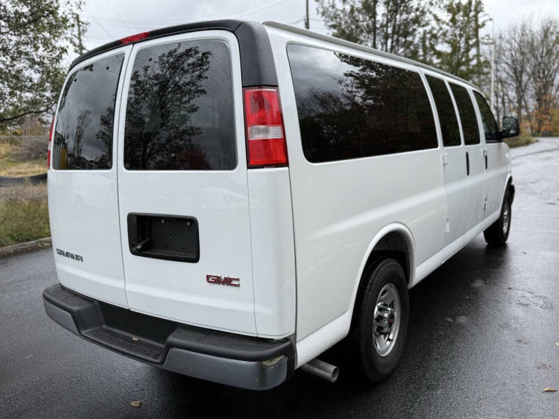 2025 GMC Savana LT 3500