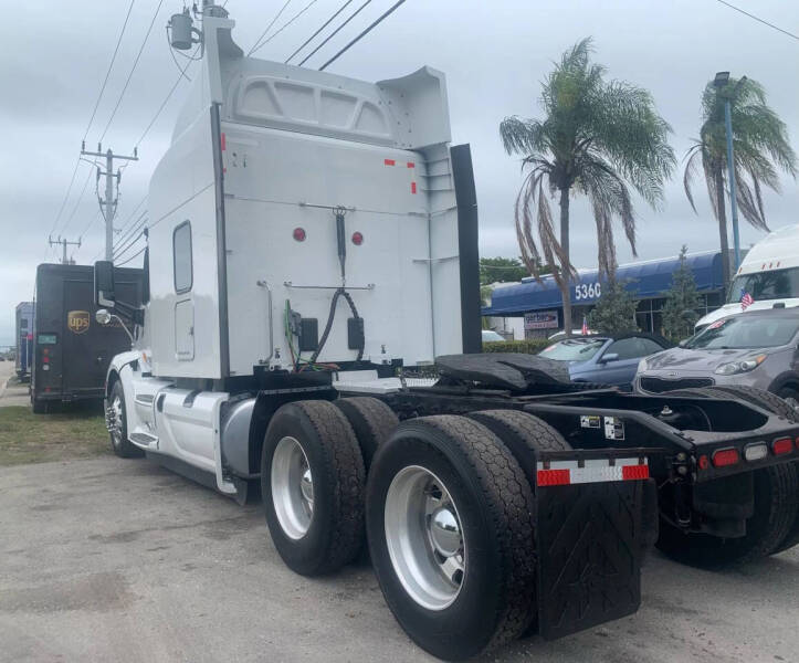 2019 Peterbilt 579