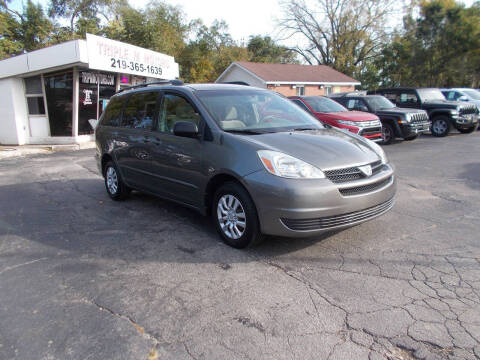 2004 Toyota Sienna LE 7 Passenger
