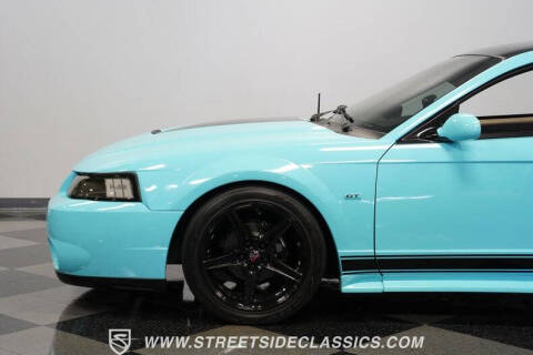 2004 Ford Mustang GT Deluxe