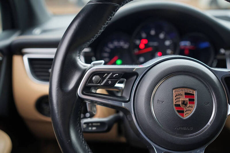 2018 Porsche Macan
