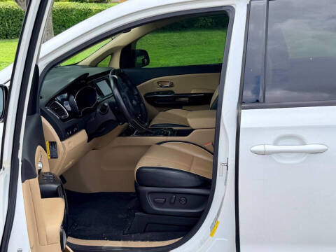 2017 Kia Sedona SX