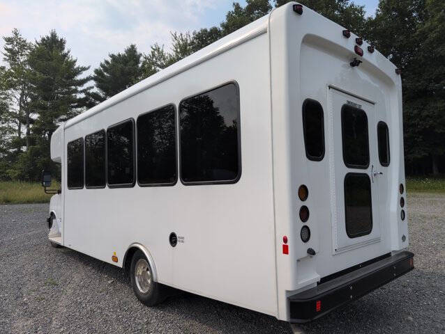 2022 Chevrolet Express 4500