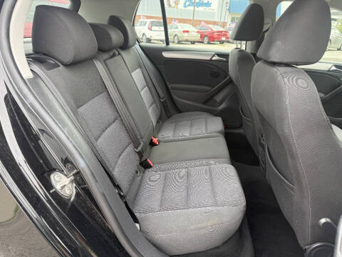 2013 Volkswagen Golf 2.5L PZEV