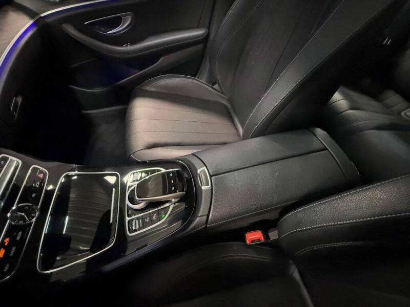 2017 Mercedes-Benz E-Class E 300 4MATIC